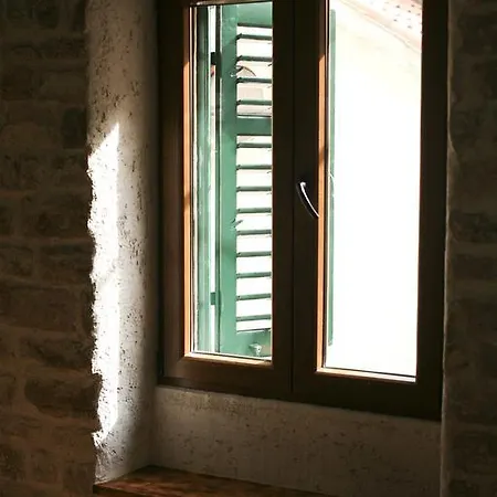 Otel Azimut *