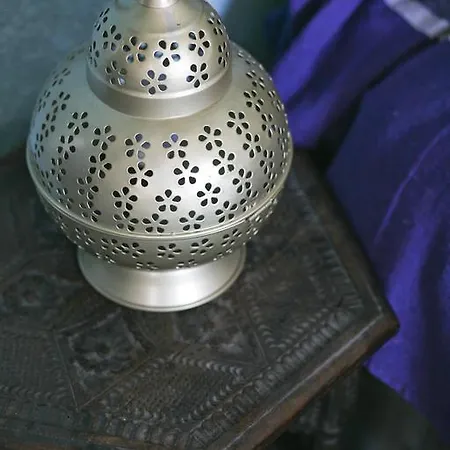 酒店 阿兹姆公寓 *