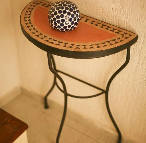 Azimut מלון שיבניק